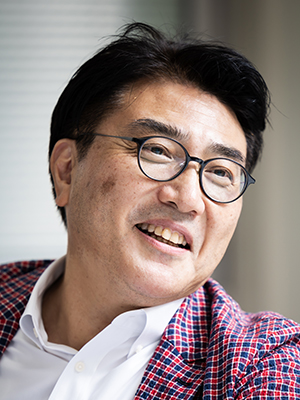 尾藤先生.jpg