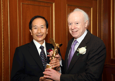 スタチンの発見者 遠藤章氏に聞く 2014年 記事一覧 医学界新聞 医学書院