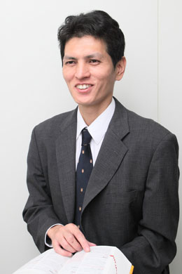 三好 秀征 <span>先生</span>